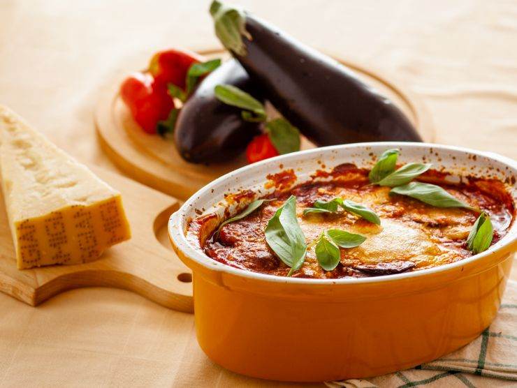 tegamino con parmigiana di melanzane